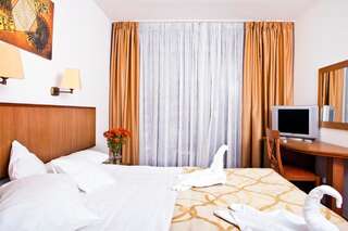 Отель Hotel Cleopatra Сатурн Двухместный номер с 1 кроватью или 2 отдельными кроватями-1